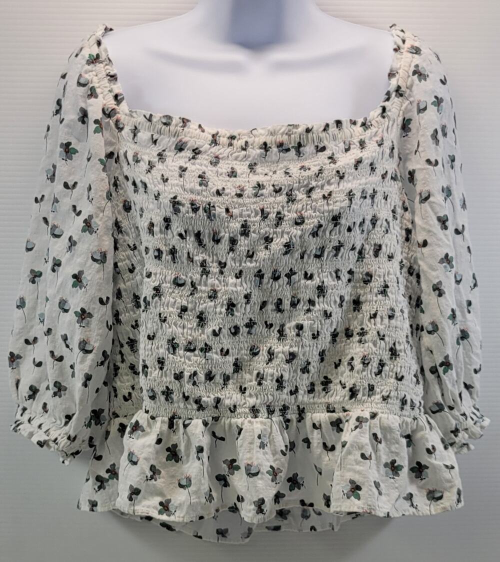 M2) LOFT Plus Woman Puff Sleeve Floral Smocked Top Size 16 White Green